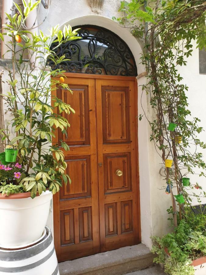 Lipari Suite Apartament Luaran gambar